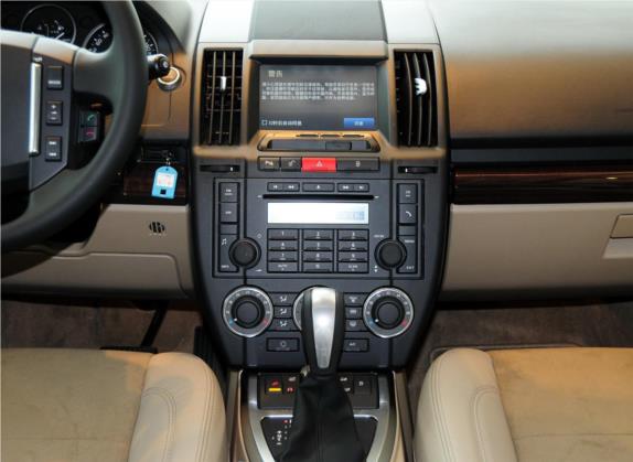 神行者2 2012款 2.2T SD4 SE柴油版 中控类   中控台