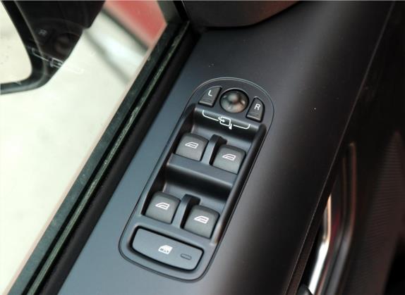 神行者2 2013款 2.0T Si4 HSE汽油版 车厢座椅   门窗控制