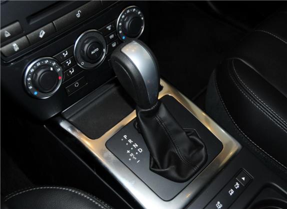 神行者2 2013款 2.2T SD4 SE柴油版 中控类   挡把