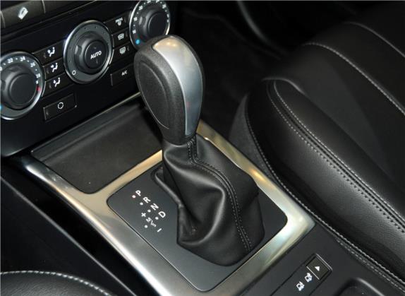 神行者2 2013款 2.0T Si4 SE汽油版 中控类   挡把
