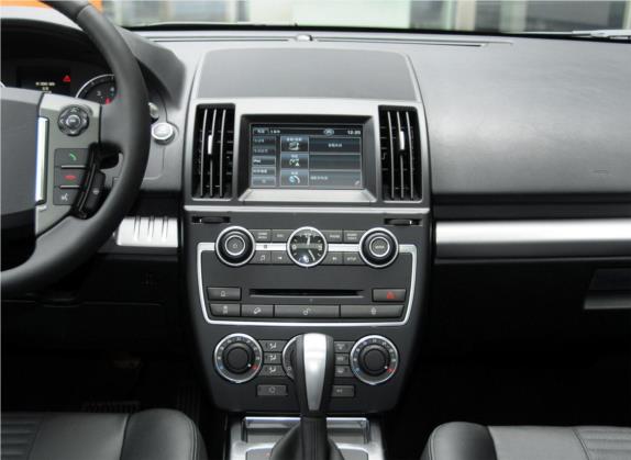 神行者2 2013款 2.0T Si4 越动限量版 中控类   中控台