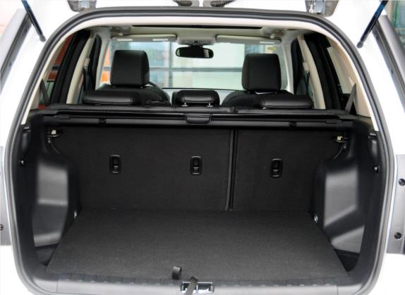 神行者2 2013款 2.0T Si4 越动限量版 车厢座椅   后备厢