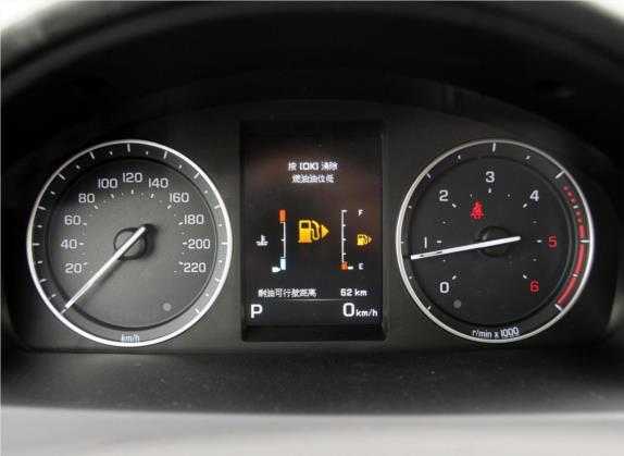神行者2 2014款 2.2T SD4 SE柴油版 中控类   仪表盘