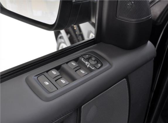发现 2012款 3.0 SDV6 HSE奢朗限量版 车厢座椅   门窗控制