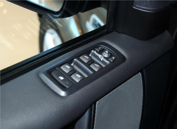 发现 2013款 5.0 V8 HSE 车厢座椅   门窗控制
