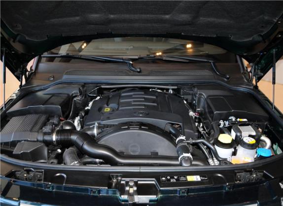 发现 2013款 3.0 SDV6 HSE 柴油版 其他细节类   发动机舱