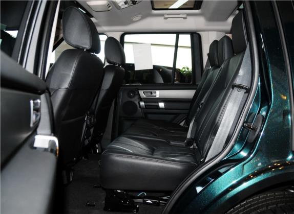 发现 2013款 3.0 SDV6 HSE 柴油版 车厢座椅   后排空间