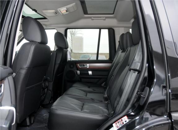 发现 2013款 5.0 V8 SE 车厢座椅   后排空间