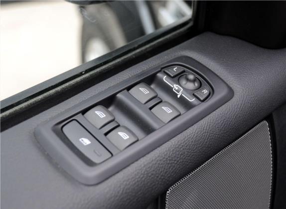 发现 2013款 5.0 V8 SE 车厢座椅   门窗控制