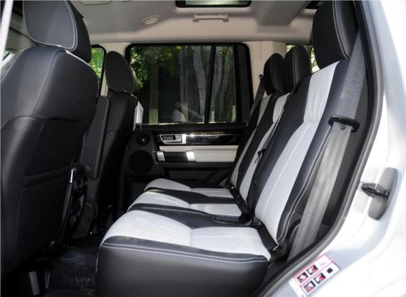发现 2014款 3.0 SC V6 XXV Edition 车厢座椅   后排空间