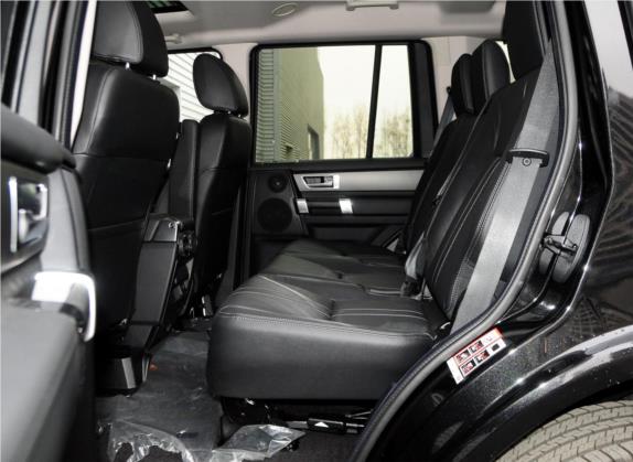 发现 2014款 3.0 SDV6 HSE 柴油版 车厢座椅   后排空间