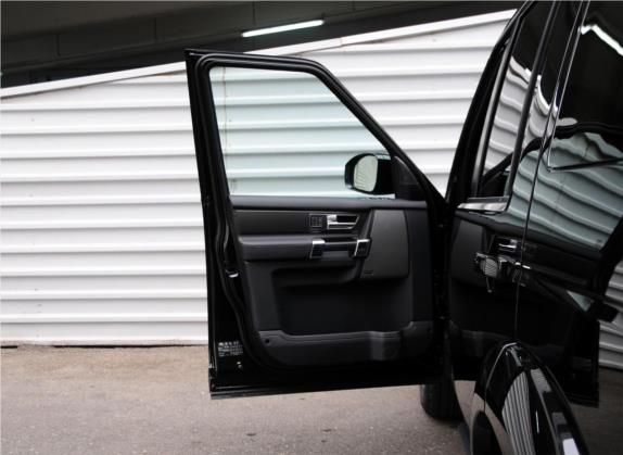 发现 2014款 3.0 SDV6 HSE 柴油版 车厢座椅   前门板