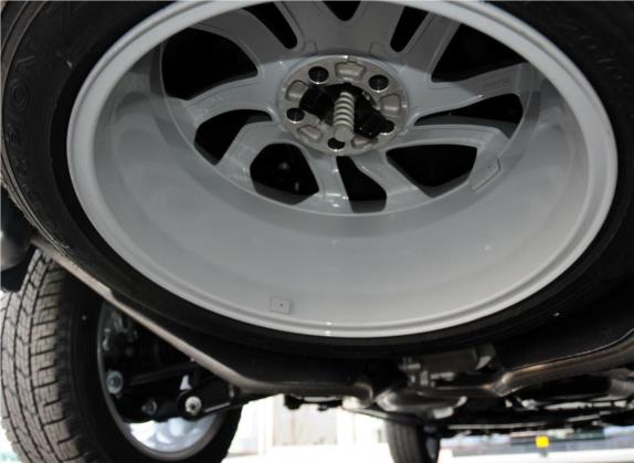 发现 2014款 3.0 SC V6 HSE Luxury 其他细节类   备胎