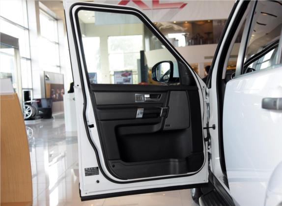 发现 2015款 3.0 SC V6 SE 车厢座椅   前门板
