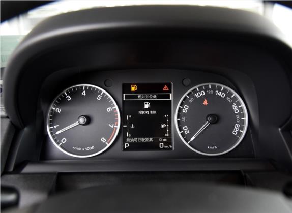 发现 2015款 3.0 SC V6 HSE 中控类   仪表盘