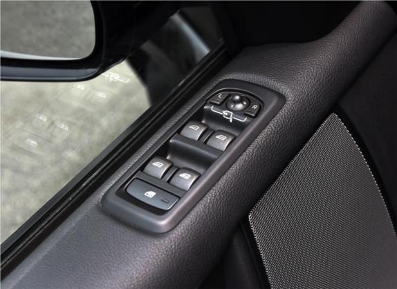 发现 2015款 3.0 SC V6 HSE 车厢座椅   门窗控制