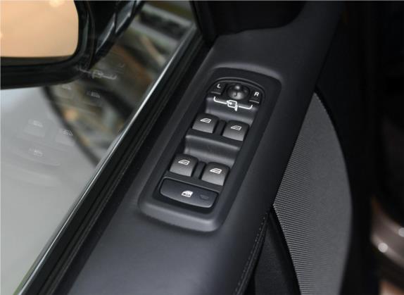 发现 2015款 3.0 SC V6 HSE Luxury 车厢座椅   门窗控制