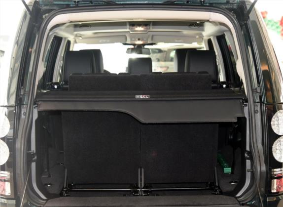 发现 2016款 3.0 SC V6 HSE 车厢座椅   后备厢