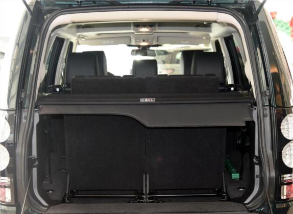 发现 2016款 3.0 SC V6 HSE 车厢座椅   后备厢