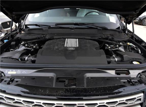 发现 2017款 3.0 SC V6 S 其他细节类   发动机舱