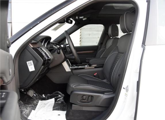 2017款 3.0 SC V6 HSE 车厢座椅   前排空间