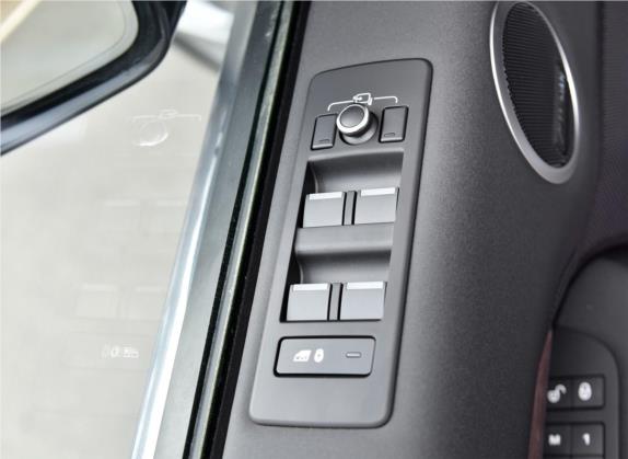 发现 2018款 3.0 SC V6 HSE 车厢座椅   门窗控制