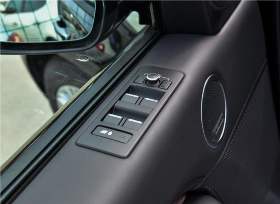 发现 2018款 3.0 SC V6 HSE LUXURY 车厢座椅   门窗控制