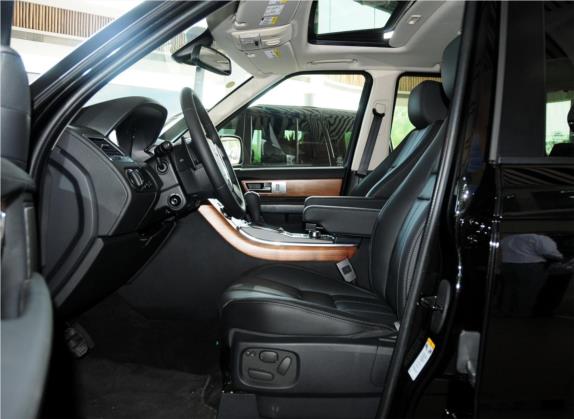 揽胜运动版 2011款 5.0 NA V8 HSE 车厢座椅   前排空间