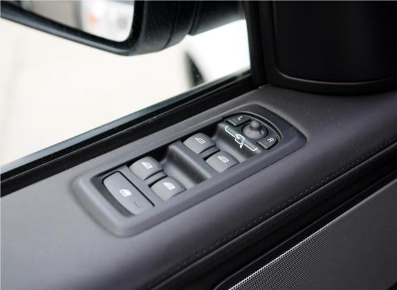 揽胜运动版 2012款 5.0  SC V8 HSE 车厢座椅   门窗控制