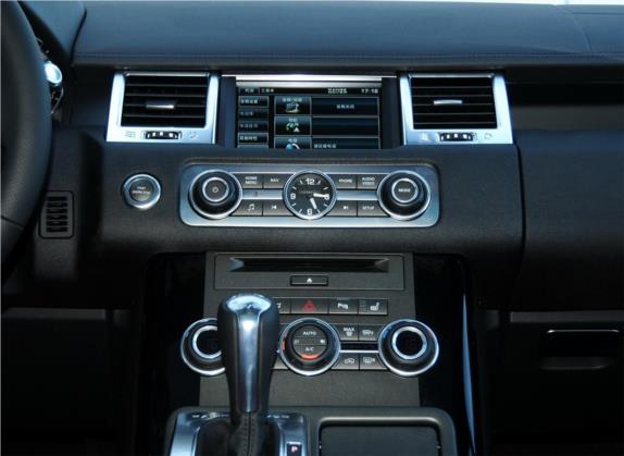 揽胜运动版 2013款 5.0 NA V8 HSE 驭红限量版 中控类   中控台
