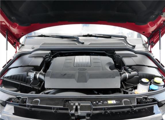 揽胜运动版 2013款 5.0 NA V8 HSE 驭红限量版 其他细节类   发动机舱