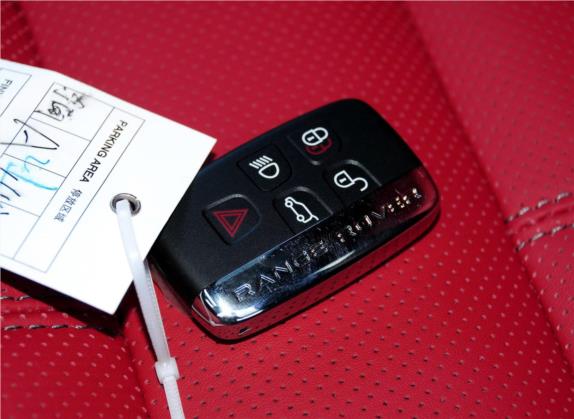 揽胜运动版 2013款 5.0 NA V8 HSE 驭红限量版 其他细节类   钥匙