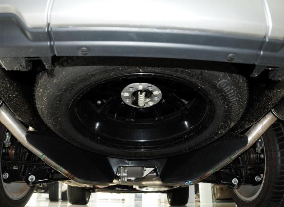 揽胜运动版 2013款 3.0 TDV6 柴油极致运动版 其他细节类   备胎