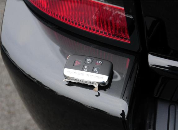 揽胜运动版 2013款 5.0 NA V8 黑标限量版 其他细节类   钥匙