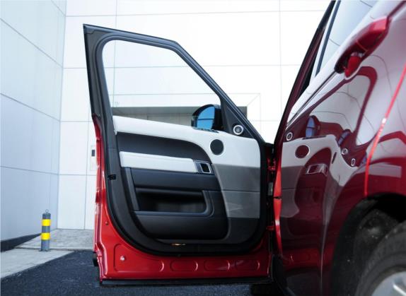 揽胜运动版 2014款 3.0 SC V6 智利红限量版 车厢座椅   前门板