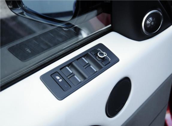 揽胜运动版 2014款 3.0 SC V6 智利红限量版 车厢座椅   门窗控制