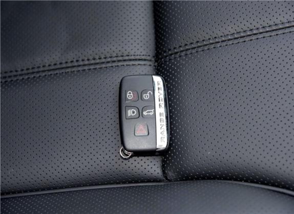 揽胜运动版 2015款 3.0 SDV6 HSE 其他细节类   钥匙
