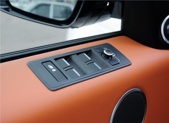 揽胜运动版 2015款 3.0 SC V6 HSE DYNAMIC 车厢座椅   门窗控制
