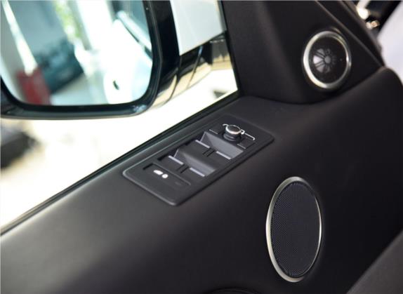揽胜运动版 2016款 3.0 SC V6 SE 车厢座椅   门窗控制
