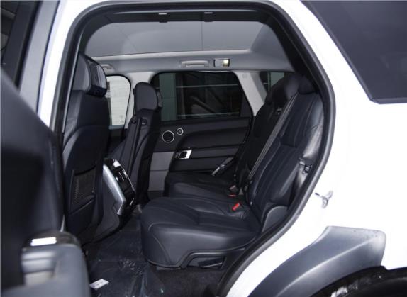 揽胜运动版 2016款 3.0 SC V6 HSE DYNAMIC 车厢座椅   后排空间