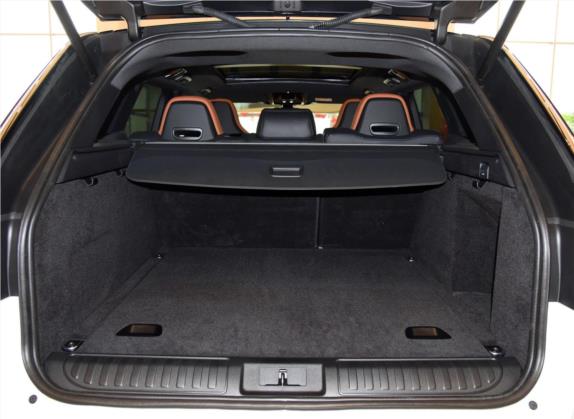 揽胜运动版 2016款 5.0 SC V8 SVR 车厢座椅   后备厢