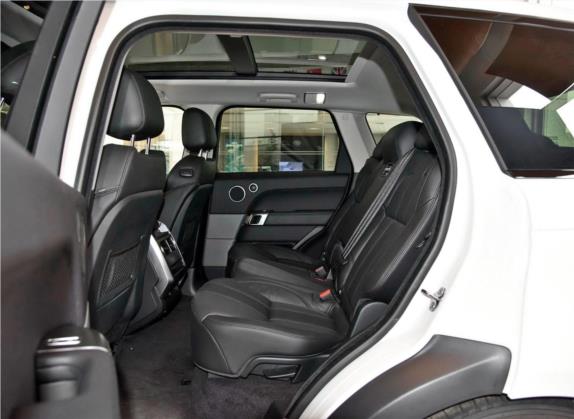 揽胜运动版 2017款 3.0 SC V6 SE 车厢座椅   后排空间