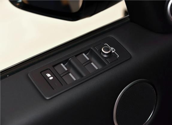 揽胜运动版 2017款 3.0 SC V6 SE 车厢座椅   门窗控制