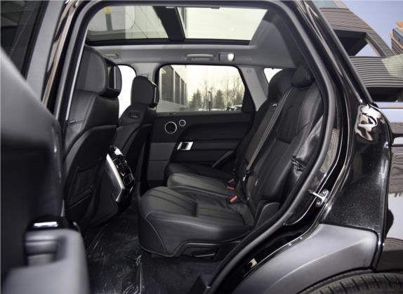 揽胜运动版 2017款 3.0 SC V6 HSE 车厢座椅   后排空间