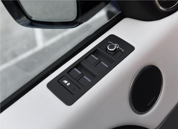 揽胜运动版 2017款 5.0 SC V8 SVR 车厢座椅   门窗控制