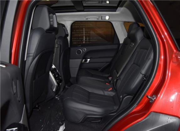 揽胜运动版 2019款 3.0 SC V6 锋尚创世版 DYNAMIC 车厢座椅   后排空间