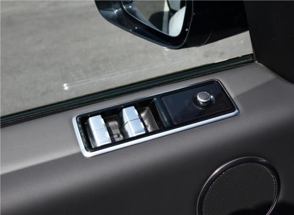 揽胜运动版 2019款 3.0 L6 HSE DYNAMIC 车厢座椅   门窗控制