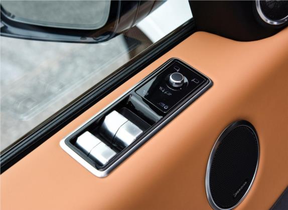 揽胜运动版 2020款 5.0 SC V8 SVR 车厢座椅   门窗控制