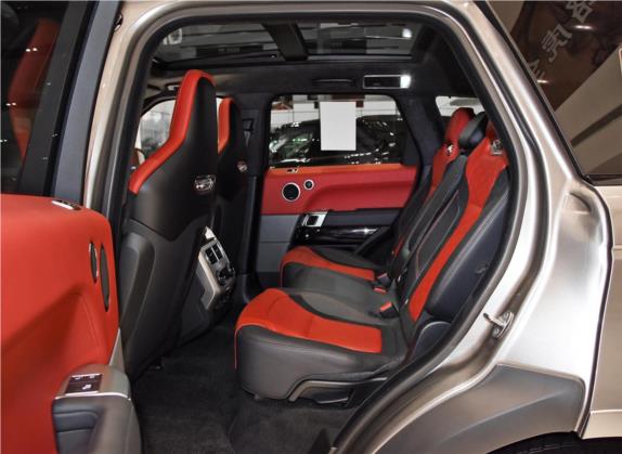 揽胜运动版 2021款 5.0 SC V8 SVR 车厢座椅   后排空间