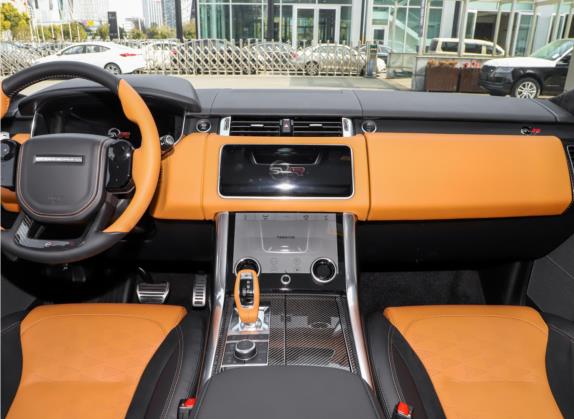 揽胜运动版 2021款 5.0 SC V8 SVR 竞速绿定制版 中控类   中控台